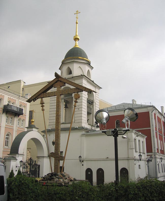 Фотография храма на территории соловецкого подворья в Москве