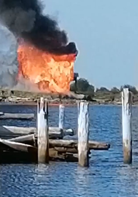 Пожар на месте съёмки фильма Остров.