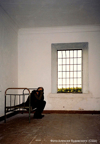 Бывшая тюремная камера на острове Муксалма. 